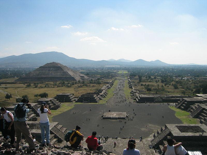 TeotihuacanLuna.jpg