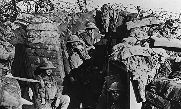 Guerra de trincheras Frote Pack de transferencia hacia abajo I Guerra Mundial escena de batalla